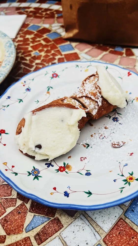 Cannoli